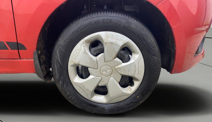 2019 Tata Tiago XT PETROL, Petrol, Manual, 43,380 km, Right Front Wheel
