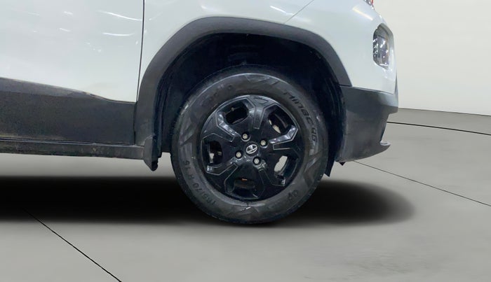 2022 Tata PUNCH ACCOMPLISHED MT, Petrol, Manual, 11,567 km, Right Front Wheel