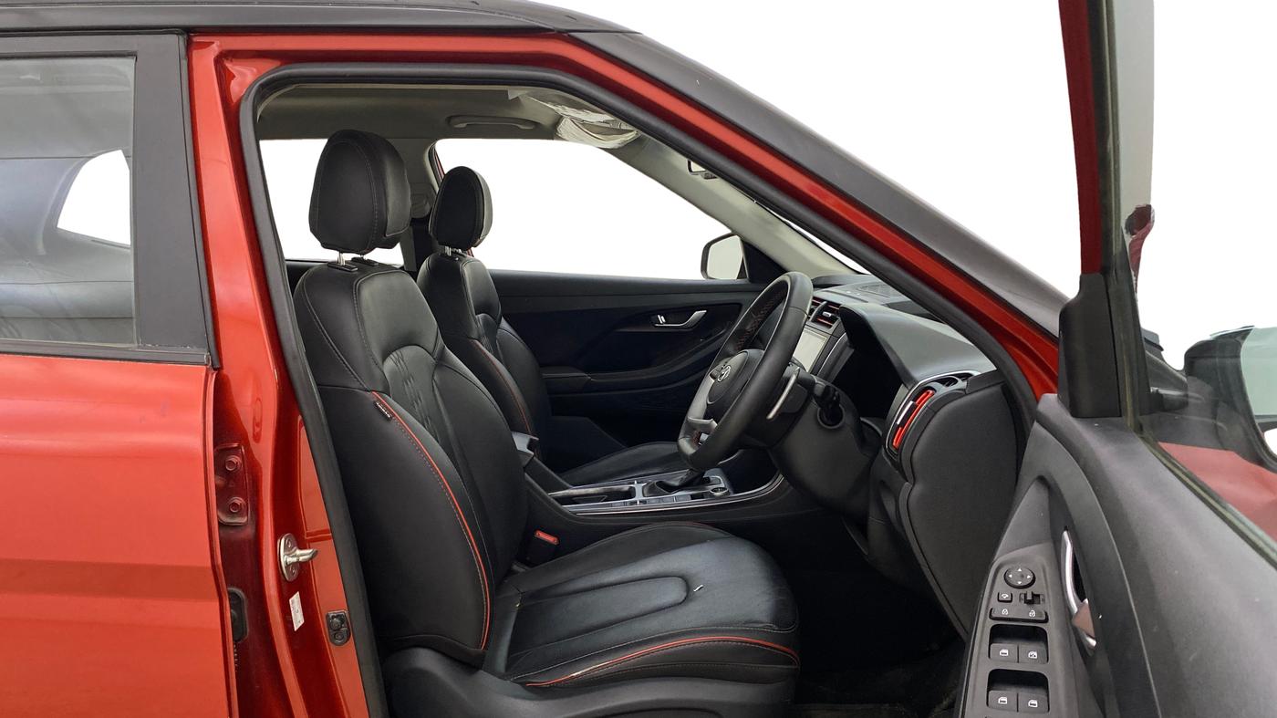 2021 Hyundai Creta SX (O) 1.4 TURBO DCT DUAL TONE, Petrol, Automatic, 29,416 km, Right Side Front Door Cabin