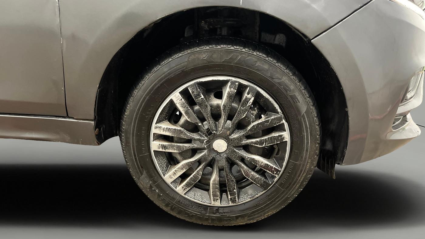 2023 Tata Tiago XM CNG, CNG, Manual, 48,700 km, Right Front Wheel