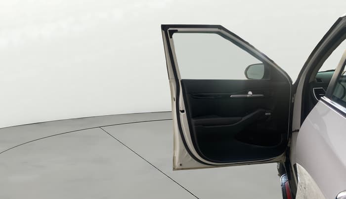 2021 KIA SELTOS GTX PLUS AT 1.5 DIESEL, Diesel, Automatic, 86,321 km, LHS Front Door