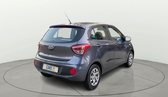 2017 Hyundai Grand i10 MAGNA 1.2 KAPPA VTVT, Petrol, Manual, 82,647 km, Right Back Diagonal