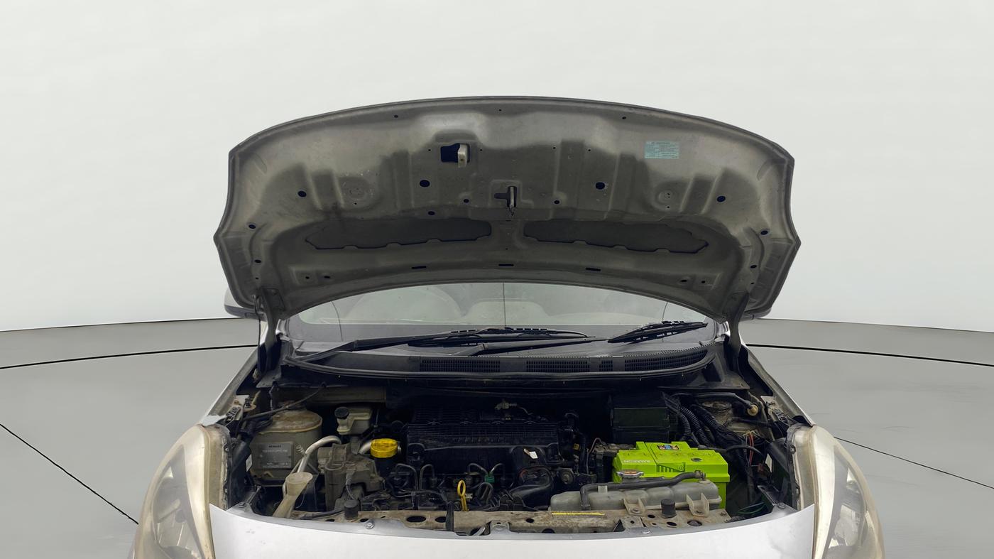 2012 Renault Scala RXZ DIESEL, Diesel, Manual, 1,37,209 km, Open Bonet