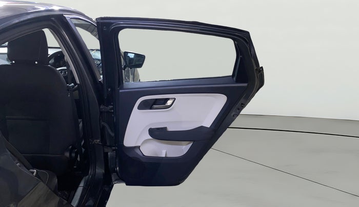 2023 Tata ALTROZ XZ PETROL, Petrol, Manual, 2,818 km, RHS Rear Door