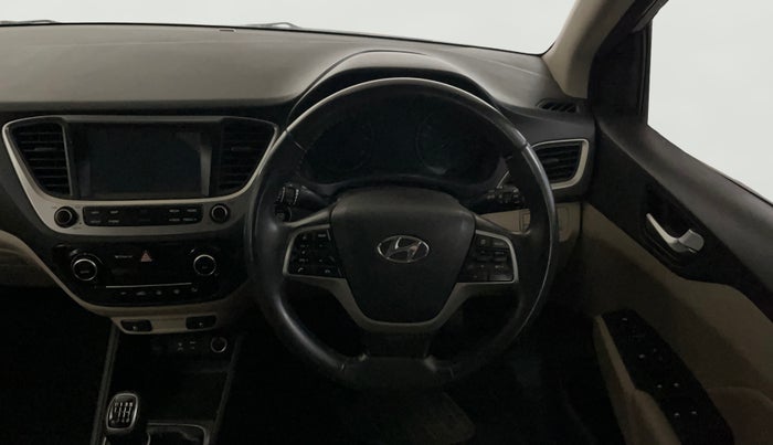 2017 Hyundai Verna 1.6 VTVT SX O, Petrol, Manual, 17,693 km, Steering Wheel Close Up