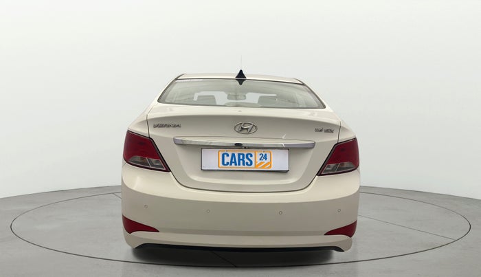 2016 Hyundai Verna 1.6 VTVT SX, Petrol, Manual, 98,255 km, Back/Rear