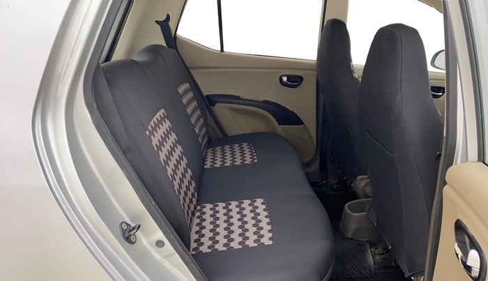 2012 Hyundai i10 MAGNA 1.2, CNG, Manual, 93,204 km, Right Side Rear Door Cabin