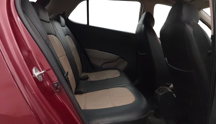 2016 Hyundai Grand i10 MAGNA AT 1.2 KAPPA VTVT, Petrol, Automatic, 49,069 km, Right Side Rear Door Cabin