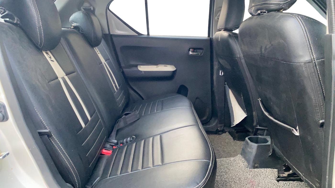 2018 Maruti IGNIS ALPHA 1.2, Petrol, Manual, 25,039 km, Right Side Rear Door Cabin