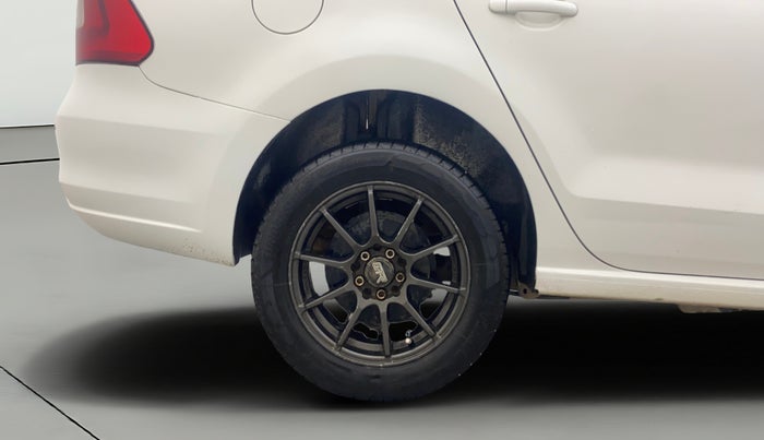 2013 Skoda Rapid AMBITION 1.6 TDI CR MT PLUS, Diesel, Manual, 81,509 km, Right Rear Wheel