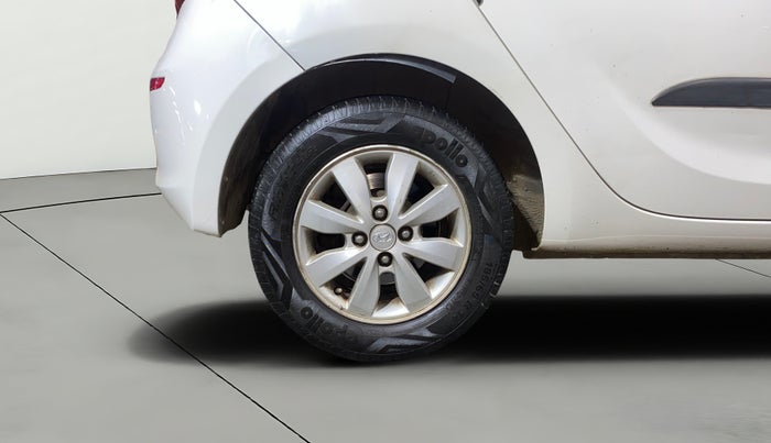 2013 Hyundai i20 ASTA 1.4 CRDI, Diesel, Manual, 1,10,731 km, Right Rear Wheel