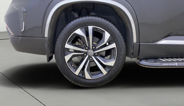 2023 MG HECTOR SAVVY PRO 1.5 TURBO CVT PETROL, Petrol, Automatic, 16,486 km, Right Rear Wheel