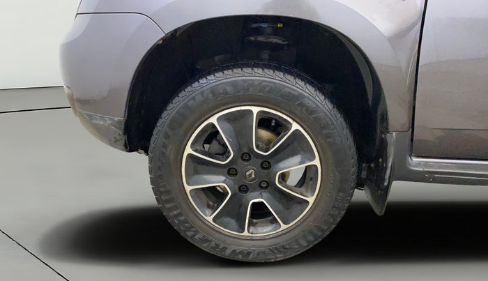 2018 Renault Duster RXS PETROL, Petrol, Manual, 40,570 km, Left Front Wheel