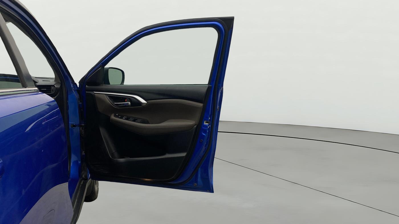 2022 Toyota URBAN CRUISER HYRYDER V HYBRID, Hybrid, Automatic, 33,635 km, RHS Front Door