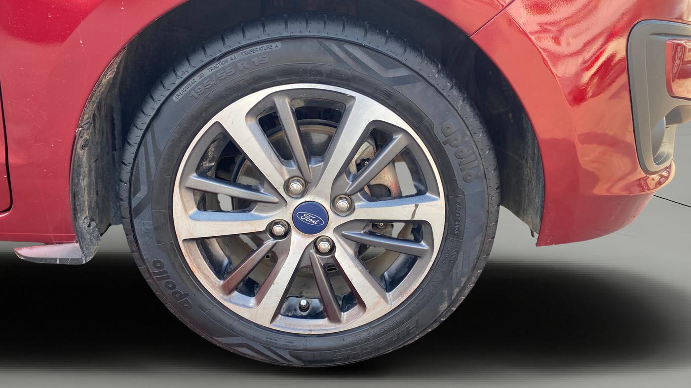 2020 Ford New Figo TITANIUM 1.2 PETROL MT, Petrol, Manual, 87,645 km, Right Front Wheel