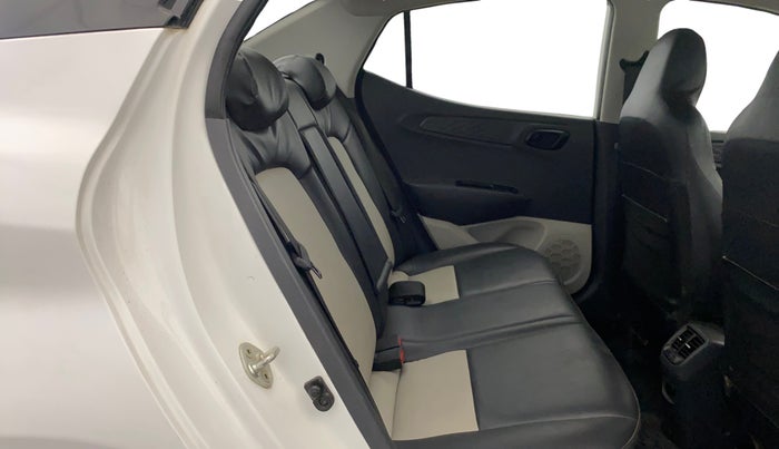 2022 Hyundai AURA S 1.2 CNG, CNG, Manual, 46,514 km, Right Side Rear Door Cabin