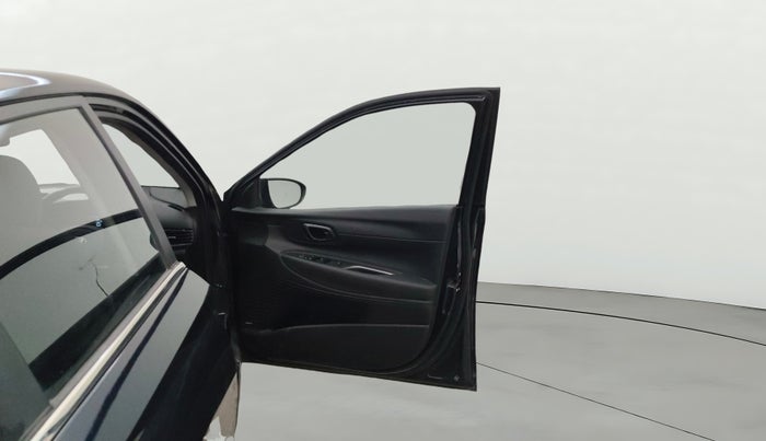 2021 Hyundai NEW I20 ASTA 1.2 AT, Petrol, Automatic, 68,742 km, RHS Front Door