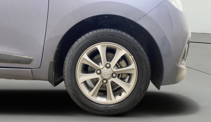 2016 Hyundai Grand i10 ASTA (O) 1.2 KAPPA VTVT, Petrol, Manual, 43,970 km, Right Front Wheel