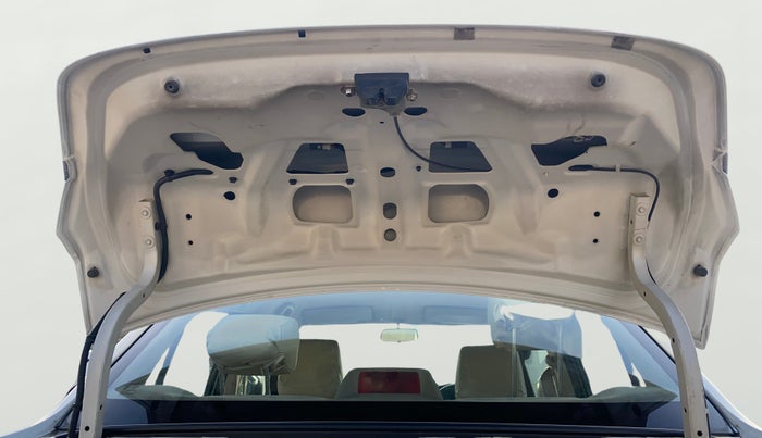 2013 Maruti Swift Dzire VDI, Diesel, Manual, 1,03,323 km, Boot Door Open