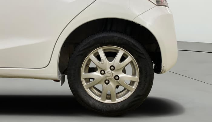 2016 Honda Brio VX AT, Petrol, Automatic, 52,986 km, Left Rear Wheel