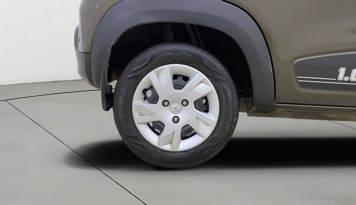 2021 Renault Kwid RXL 1.0 AMT, Petrol, Automatic, 13,208 km, Right Rear Wheel