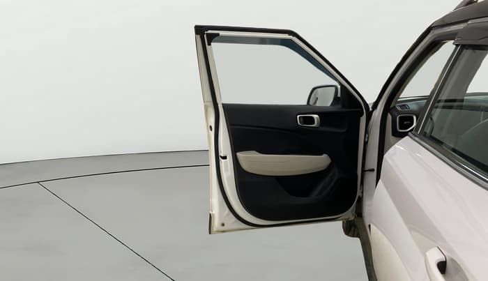 2023 Hyundai VENUE S(O) 1.2, Petrol, Manual, 19,732 km, LHS Front Door