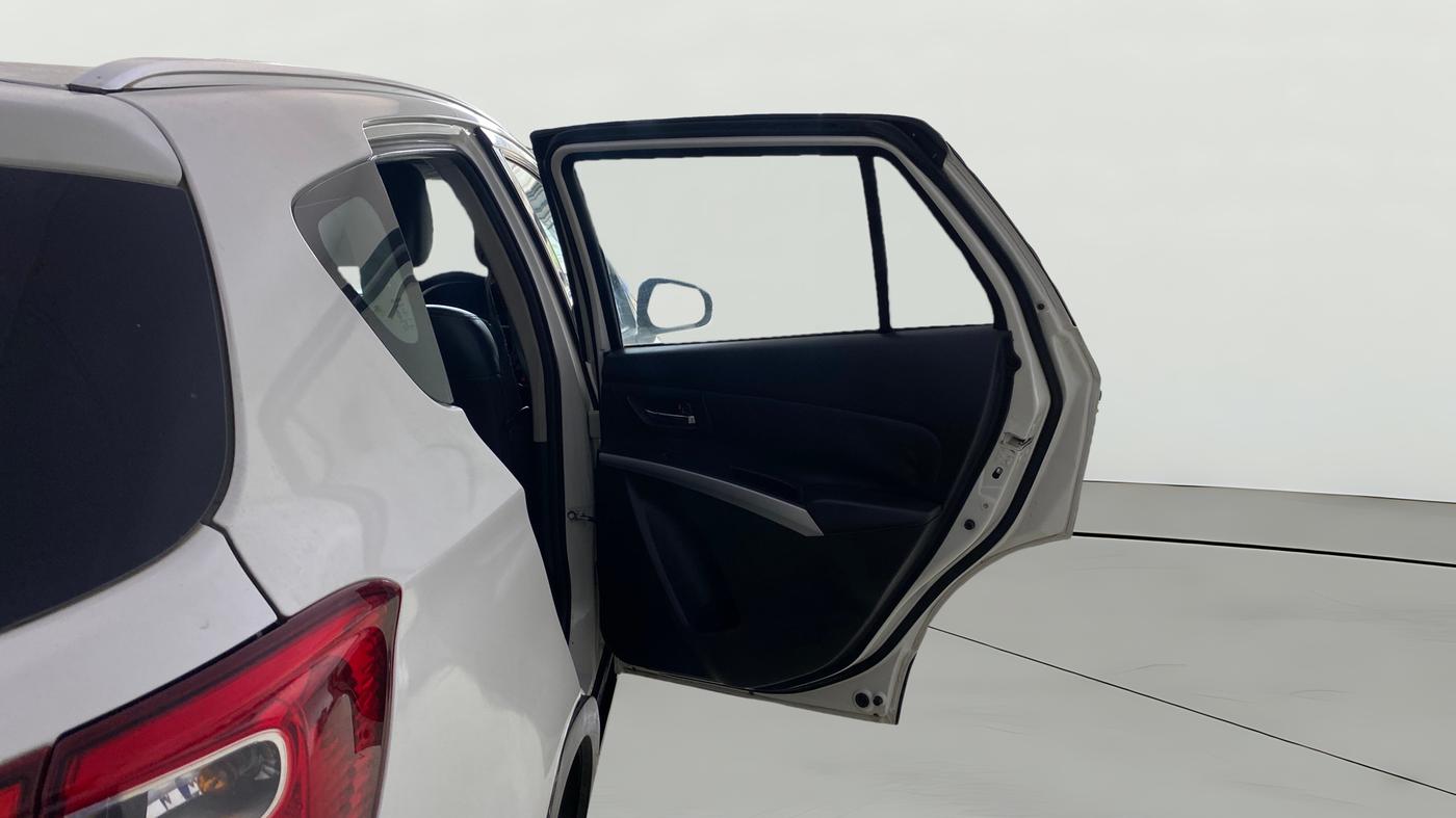 2017 Maruti S Cross ALPHA 1.3, Diesel, Manual, 86,522 km, RHS Rear Door