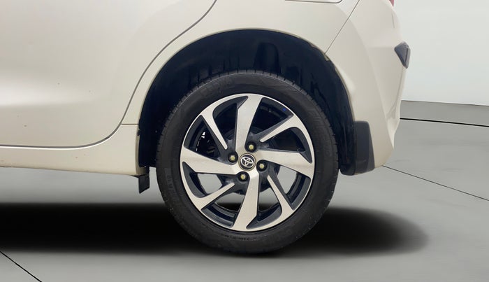 2022 Toyota Glanza V AMT, Petrol, Automatic, 14,530 km, Left Rear Wheel