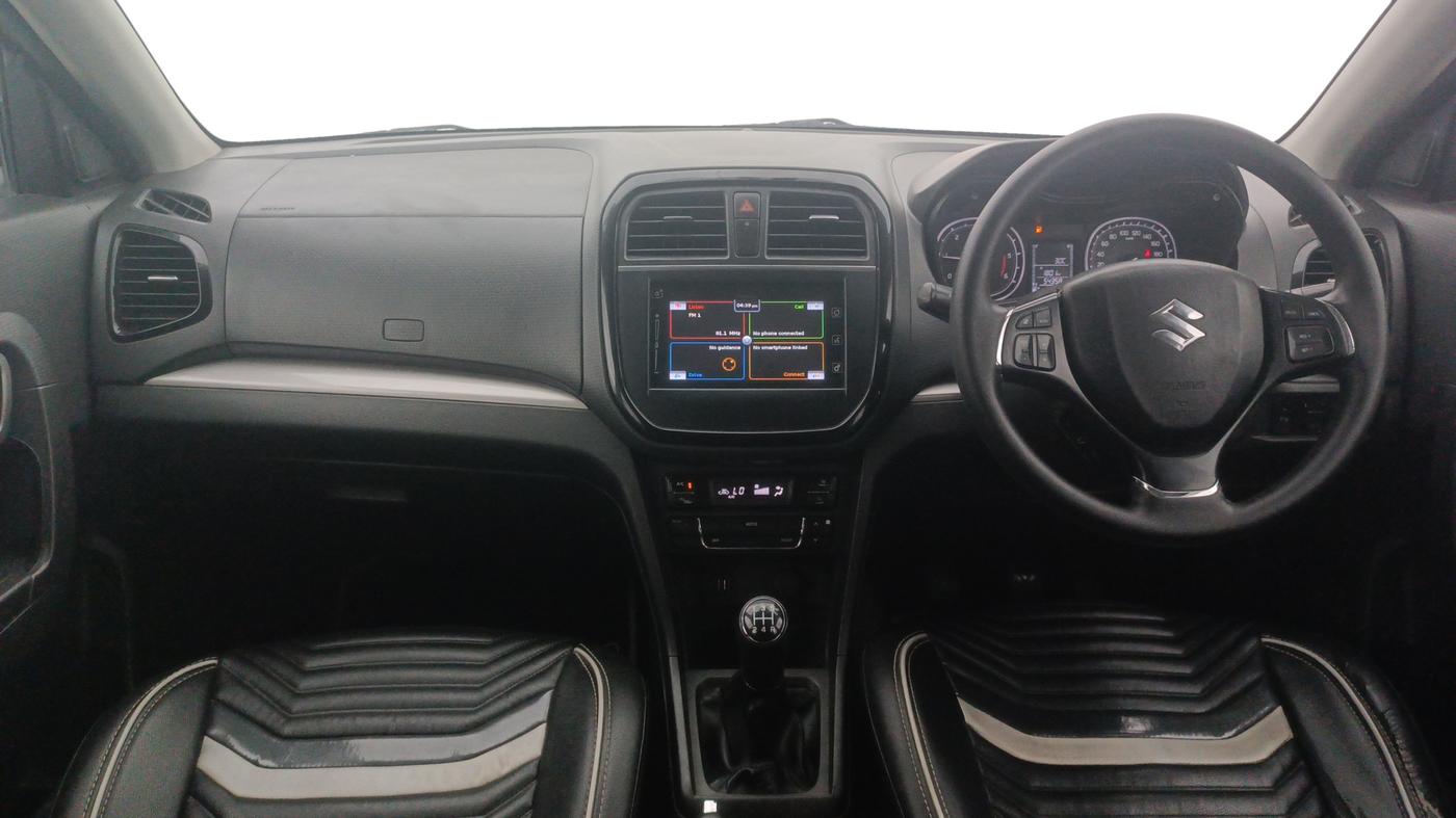 2016 Maruti Vitara Brezza ZDI PLUS DUAL TONE, Diesel, Manual, 54,357 km, Dashboard
