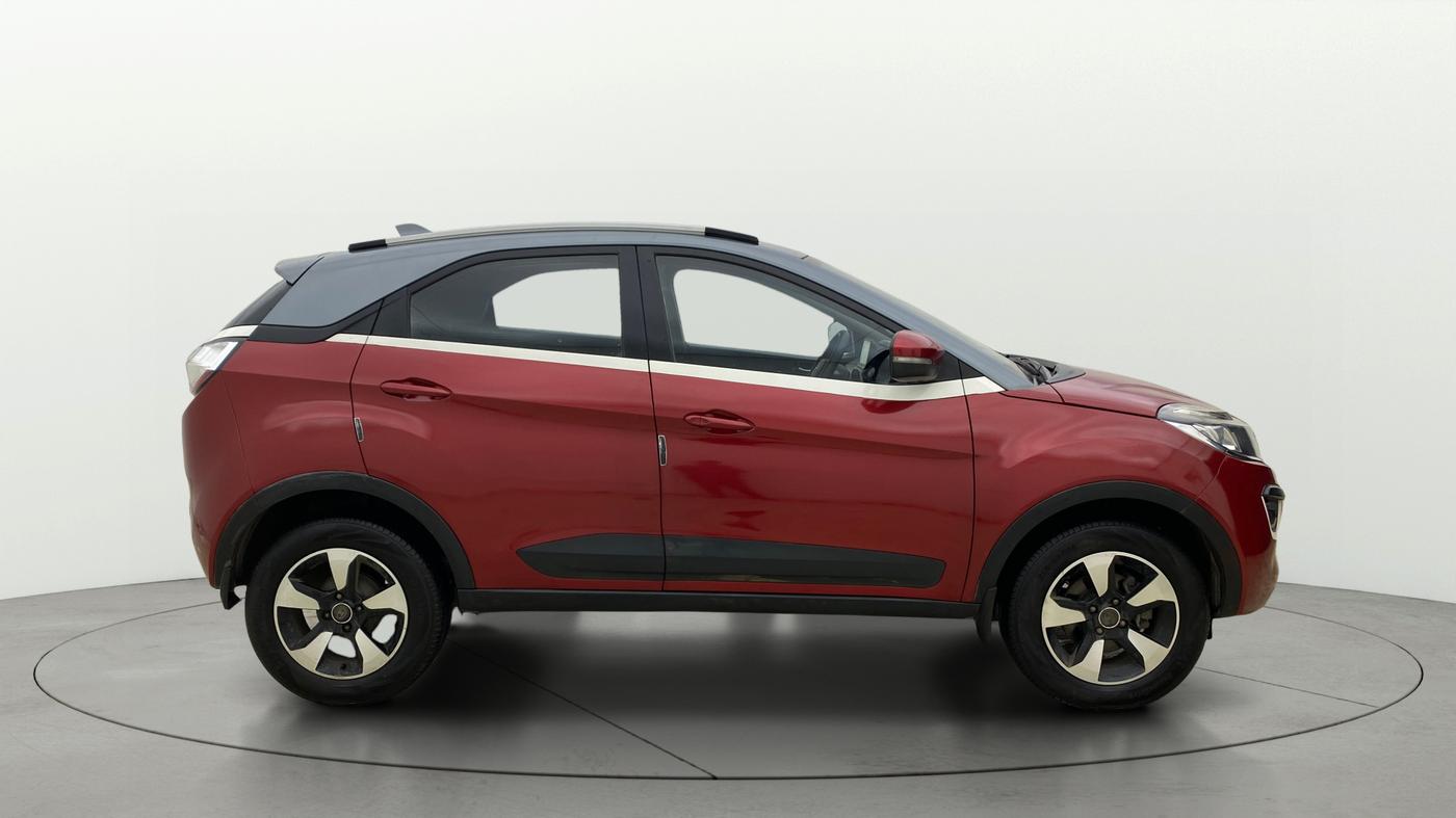 2018 Tata NEXON XZ PLUS PETROL, Petrol, Manual, 47,216 km, Right Side View