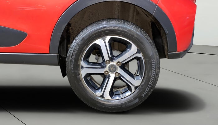 2022 Tata NEXON XZ PLUS (HS) PETROL DUAL TONE, Petrol, Manual, 87,846 km, Left Rear Wheel