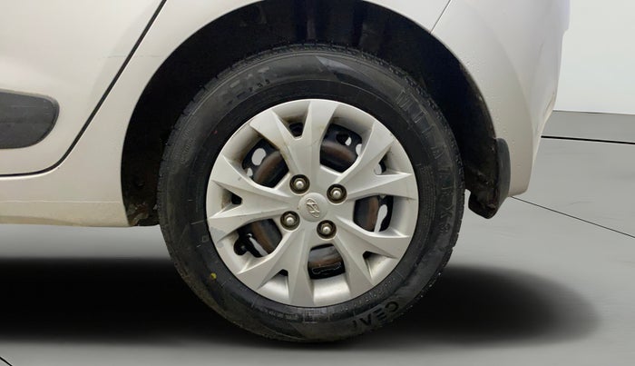 2016 Hyundai Grand i10 SPORTZ 1.2 KAPPA VTVT, Petrol, Manual, 85,455 km, Left Rear Wheel