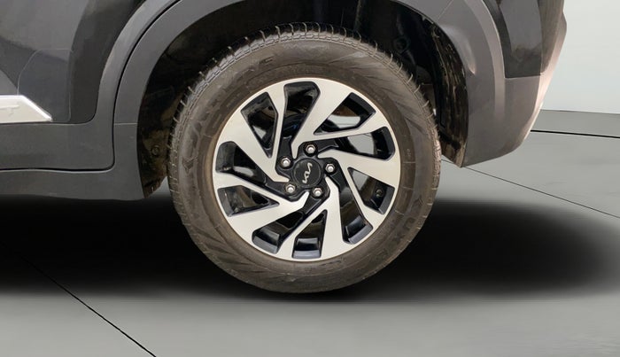 2024 KIA SONET HTE (O) 1.2 Petrol MT, Petrol, Manual, 4,952 km, Left Rear Wheel