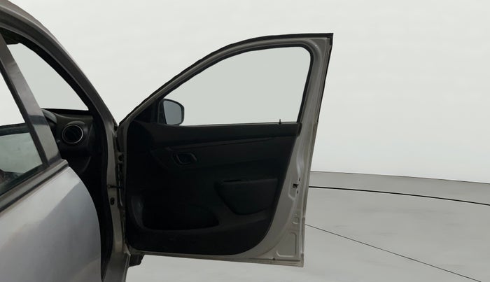 2019 Renault Kwid RXL, Petrol, Manual, 25,644 km, RHS Front Door