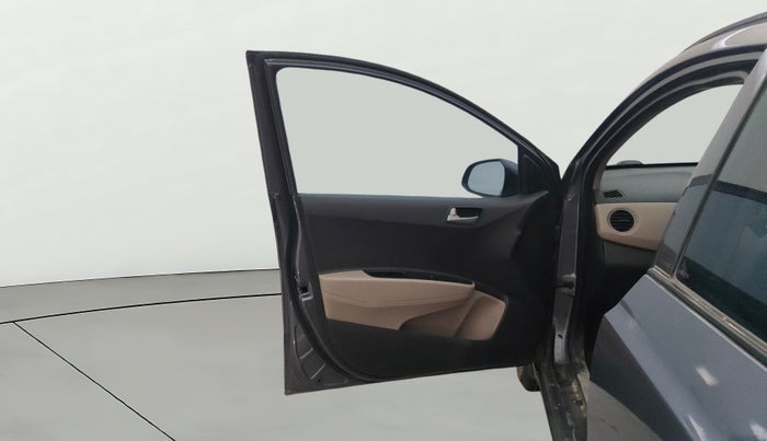 2015 Hyundai Grand i10 SPORTZ 1.2 KAPPA VTVT, CNG, Manual, 82,447 km, LHS Front Door