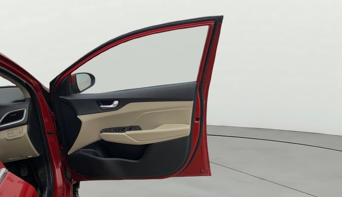 2018 Hyundai Verna 1.6 VTVT SX O, Petrol, Manual, 59,120 km, RHS Front Door