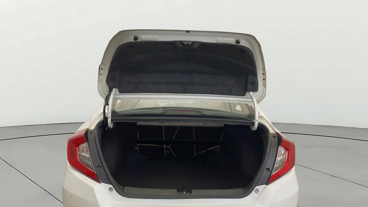 2019 Honda Civic 1.8L I-VTEC V CVT, Petrol, Automatic, 73,004 km, Boot Door Open