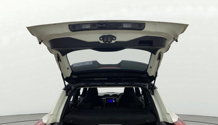 2024 Nissan MAGNITE N-Connecta B4D 1.0 Petrol MT Dual Tone, Petrol, Manual, 3,297 km, Boot Door Open