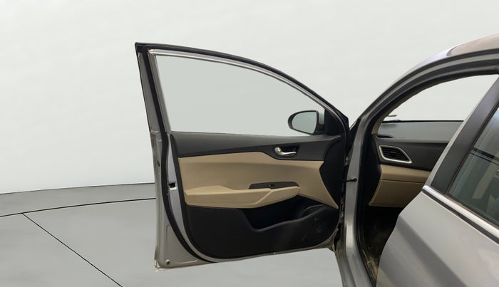 2019 Hyundai Verna 1.4 E PETROL, Petrol, Manual, 42,482 km, LHS Front Door