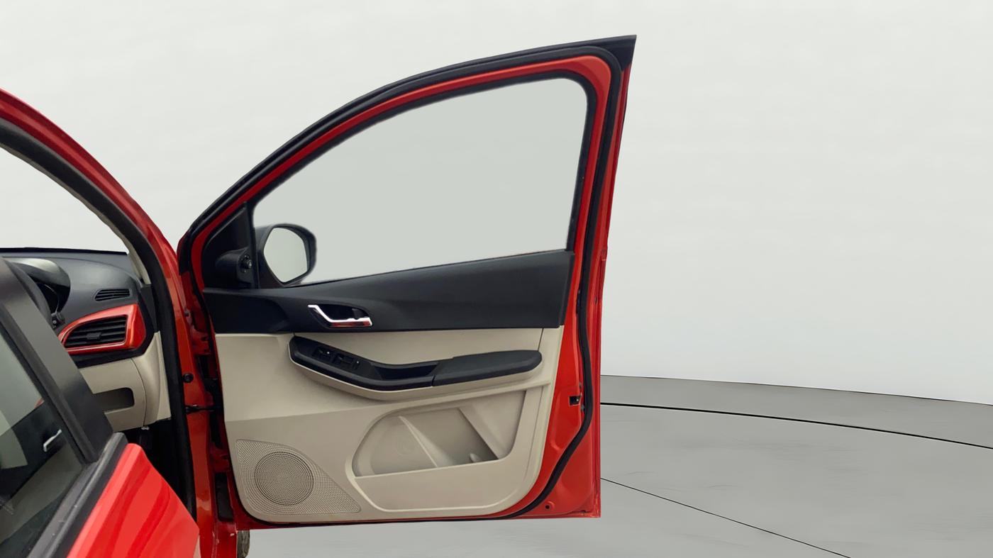 2023 Tata Tiago XZ PLUS PETROL, Petrol, Manual, 45,735 km, RHS Front Door