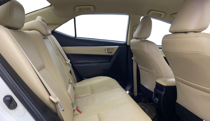 2017 Toyota Corolla Altis VL CVT PETROL, Petrol, Automatic, 1,19,988 km, Right Side Rear Door Cabin