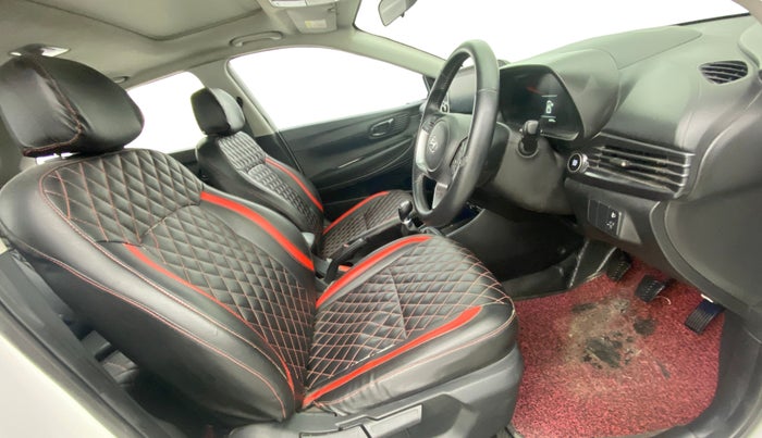 2022 Hyundai NEW I20 ASTA 1.2 MT, Petrol, Manual, 64,373 km, Right Side Front Door Cabin