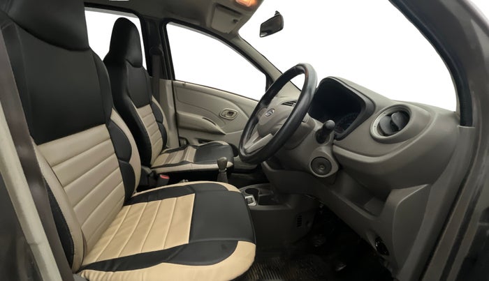 2017 Datsun Redi Go T (O), Petrol, Manual, 42,661 km, Right Side Front Door Cabin