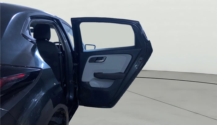 2020 Tata ALTROZ XZ PETROL, Petrol, Manual, 39,370 km, RHS Rear Door