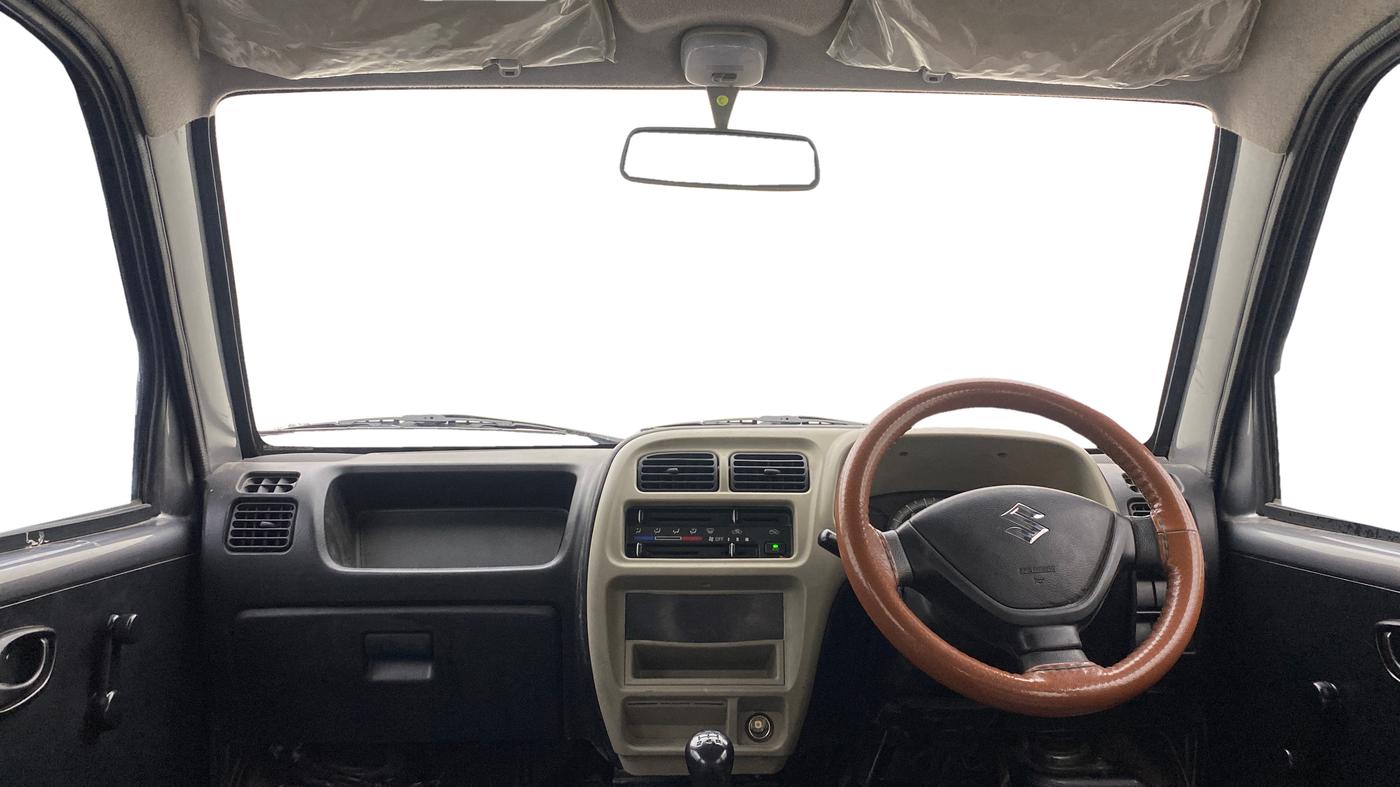 2021 Maruti Eeco 5 STR WITH A/C+HTR, Petrol, Manual, 60,024 km, Dashboard