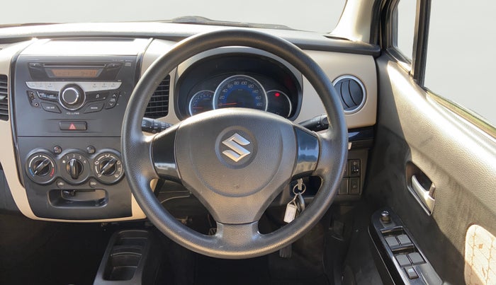 2017 Maruti Wagon R 1.0 VXI, CNG, Manual, 55,357 km, Steering Wheel Close Up
