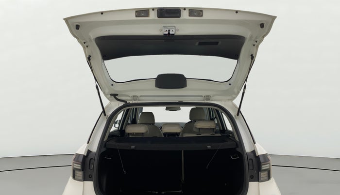 2024 Hyundai VENUE SX 1.2 PETROL, Petrol, Manual, 55,647 km, Boot Door Open