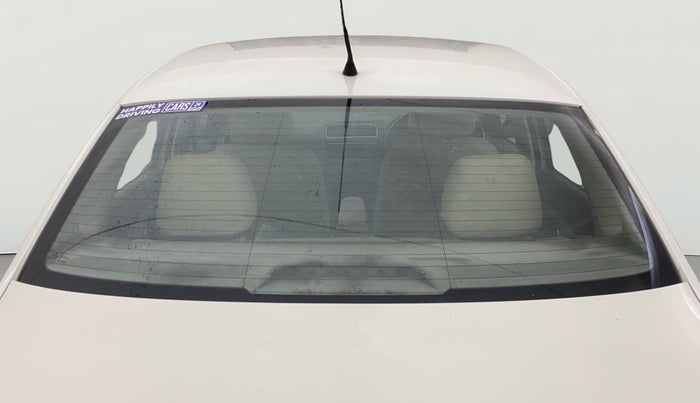 2012 Volkswagen Vento HIGHLINE 1.6 MPI, Petrol, Manual, 1,07,051 km, Rear Windshield