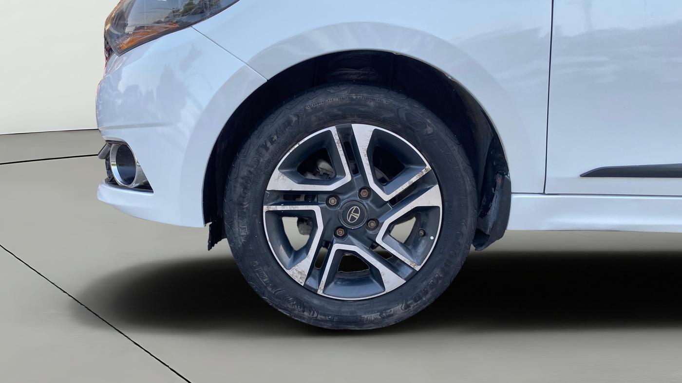 2019 Tata Tiago XZ PLUS PETROL, CNG, Manual, 1,02,379 km, Left Front Wheel