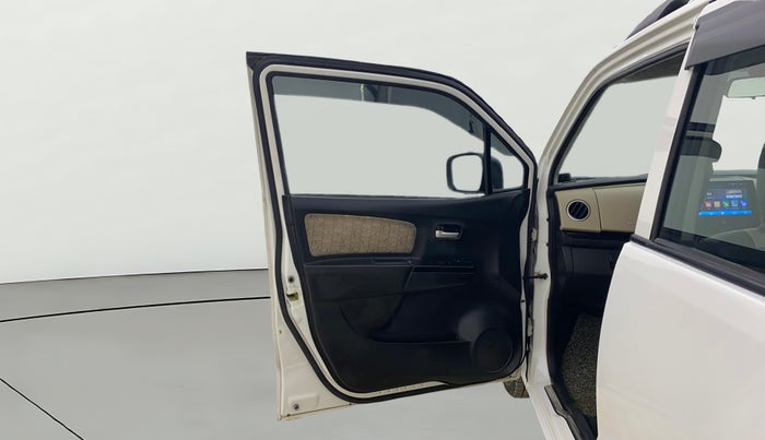 2018 Maruti Wagon R 1.0 VXI, CNG, Manual, 67,671 km, LHS Front Door